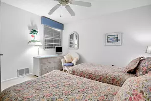 5190 Marsh Field Ln, Sarasota, FL 34235 - Photo 17