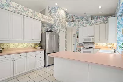 7909 Hampton Court, University Park, FL 34201 - Photo 17