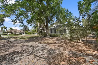 7909 Hampton Court, University Park, FL 34201 - Photo 35