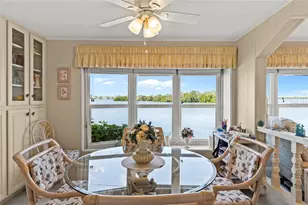 323 Terra Ceia Dr, Palmetto, FL 34221 - Photo 5