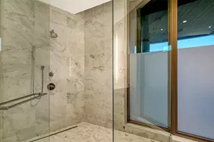 1561 Gulf of Mexico Dr, Longboat Key, FL 34228 - Photo 49