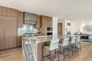 1561 Gulf of Mexico Dr, Longboat Key, FL 34228 - Photo 19