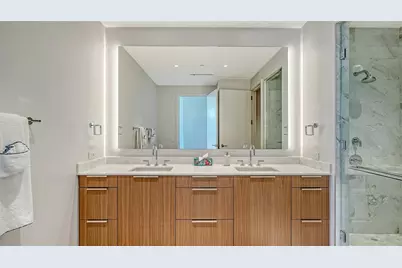 1561 Gulf Of Mexico Drive #404, Longboat Key, FL 34228 - Photo 59