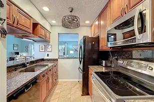 1715 Pelican Cove Rd, Sarasota, FL 34231 - Photo 7