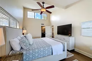 1510 Pelican Point Dr, Sarasota, FL 34231 - Photo 45