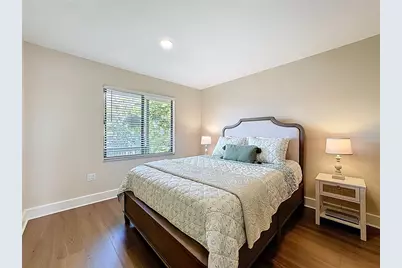 1510 Pelican Point Drive #BA270, Sarasota, FL 34231 - Photo 35