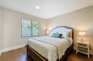 1510 Pelican Point Dr, Sarasota, FL 34231 - Photo 35