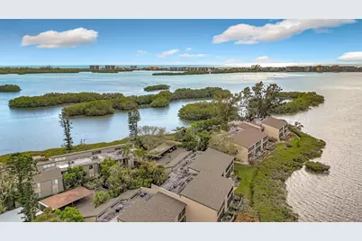 1510 Pelican Point Drive #BA270, Sarasota, FL 34231 - Photo 5
