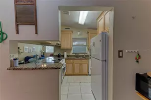 2886 Wood St, Sarasota, FL 34237 - Photo 13