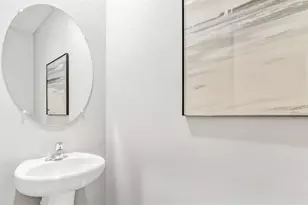 4044 Gold Dust Ln, Sarasota, FL 34243 - Photo 15