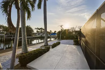 608 Gladstone Lane, Holmes Beach, FL 34217 - Photo 47