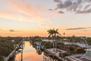 608 Gladstone Ln, Holmes Beach, FL 34217 - Photo 45