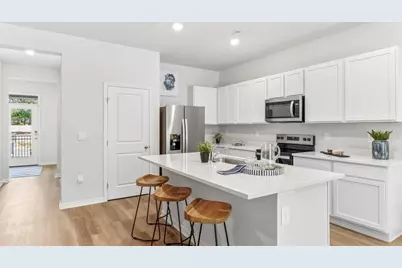 4036 Gold Dust Lane, Sarasota, FL 34243 - Photo 5