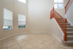 18048 Java Isle Dr, Tampa, FL 33647 - Photo 7