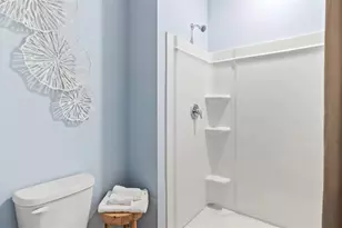 4064 Gold Dust Ln, Sarasota, FL 34243 - Photo 15