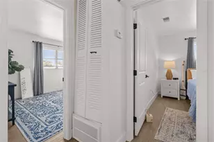 2016 5th St, Sarasota, FL 34237 - Photo 37