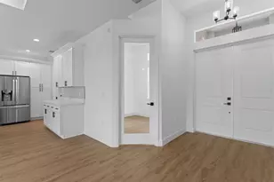 1525 Log Ln, North Port, FL 34286 - Photo 9