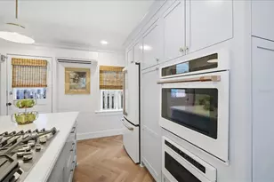 2913 Gulf Dr, Holmes Beach, FL 34217 - Photo 15