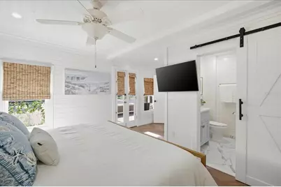 2913 Gulf Drive, Holmes Beach, FL 34217 - Photo 25