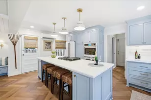 2913 Gulf Dr, Holmes Beach, FL 34217 - Photo 19