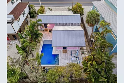 2913 Gulf Drive, Holmes Beach, FL 34217 - Photo 41