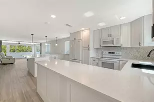909 Spanish Dr N, Longboat Key, FL 34228 - Photo 13