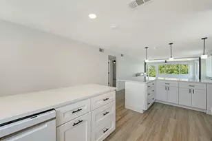 909 Spanish Dr N, Longboat Key, FL 34228 - Photo 11