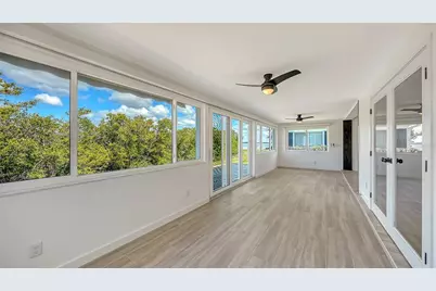 909 Spanish Drive N, Longboat Key, FL 34228 - Photo 17