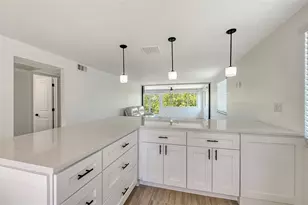 909 Spanish Dr N, Longboat Key, FL 34228 - Photo 9