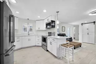 726 Jungle Queen Way, Longboat Key, FL 34228 - Photo 11