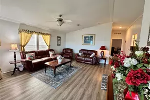 1007 50th Ave W, Bradenton, FL 34207 - Photo 3