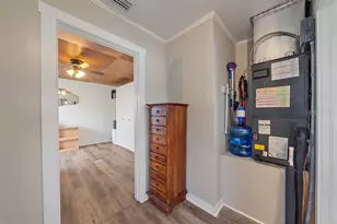 1126 Graber Ave, Sarasota, FL 34237 - Photo 17