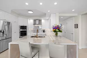 1660 Summer House Ln, Sarasota, FL 34242 - Photo 7