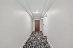 1111 N Gulfstream Ave, Sarasota, FL 34236 - Photo 27