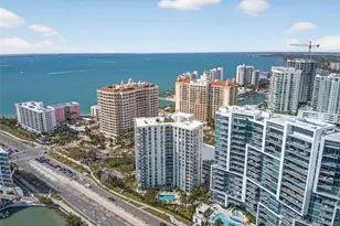 1111 N Gulfstream Ave, Sarasota, FL 34236 - Photo 3