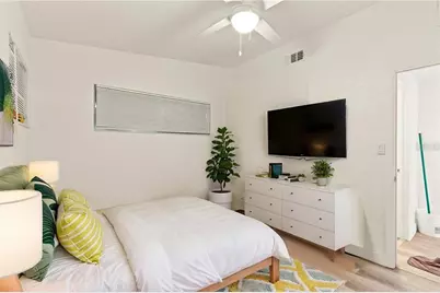 4821 Elfrida Avenue, Sarasota, FL 34235 - Photo 9