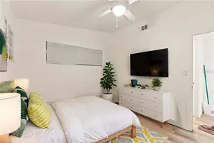4821 Elfrida Ave, Sarasota, FL 34235 - Photo 9