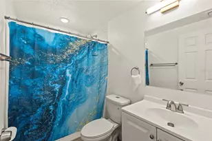 4821 Elfrida Ave, Sarasota, FL 34235 - Photo 9