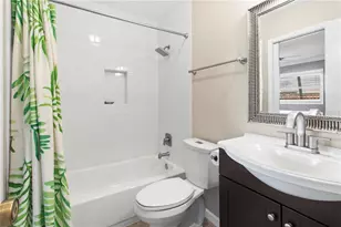 7926 Cypress Lake Dr, Sarasota, FL 34243 - Photo 27