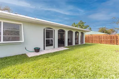 7926 Cypress Lake Drive, Sarasota, FL 34243 - Photo 35