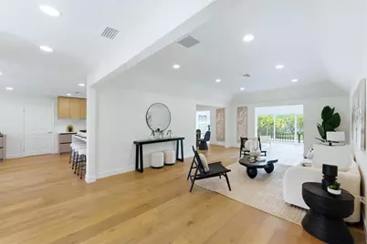 700 Tropical Circle, Sarasota, FL 34242 - Photo 11