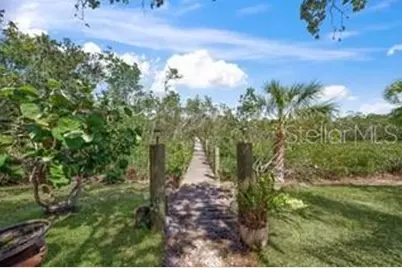 700 Tropical Circle, Sarasota, FL 34242 - Photo 33