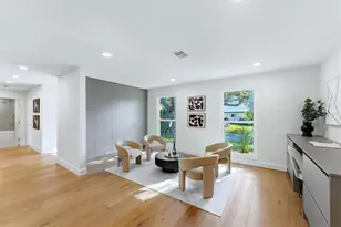 700 Tropical Cir, Sarasota, FL 34242 - Photo 7