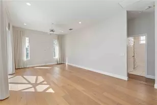 7707 Ashley Cir, Bradenton, FL 34201 - Photo 17