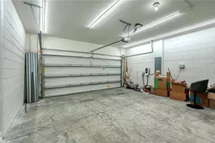 7422 35th Ln E, Sarasota, FL 34243 - Photo 39