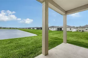 7422 35th Ln E, Sarasota, FL 34243 - Photo 5