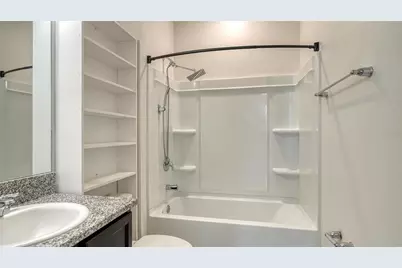 7422 35th Lane E, Sarasota, FL 34243 - Photo 27