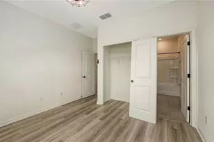 7422 35th Ln E, Sarasota, FL 34243 - Photo 25