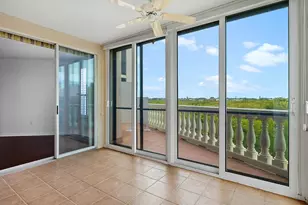 5420 Eagles Point Cir, Sarasota, FL 34231 - Photo 23