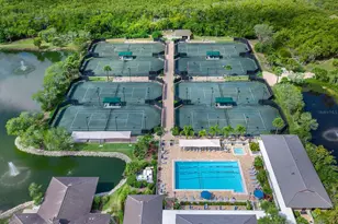 5420 Eagles Point Cir, Sarasota, FL 34231 - Photo 43